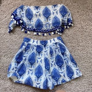 Two piece short/strapless top set